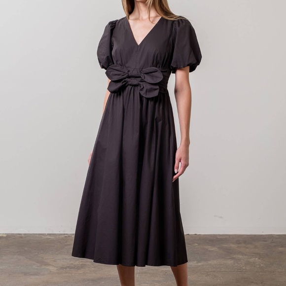 NWT Moon River Puff Sleeve Midi Dress In Vintage Black - size Small - Picture 1 of 3